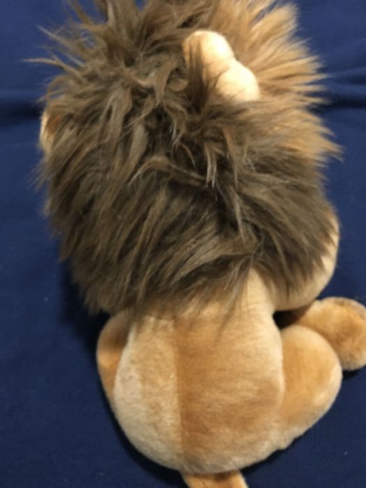peluche LEÃO novo a estrear impecável