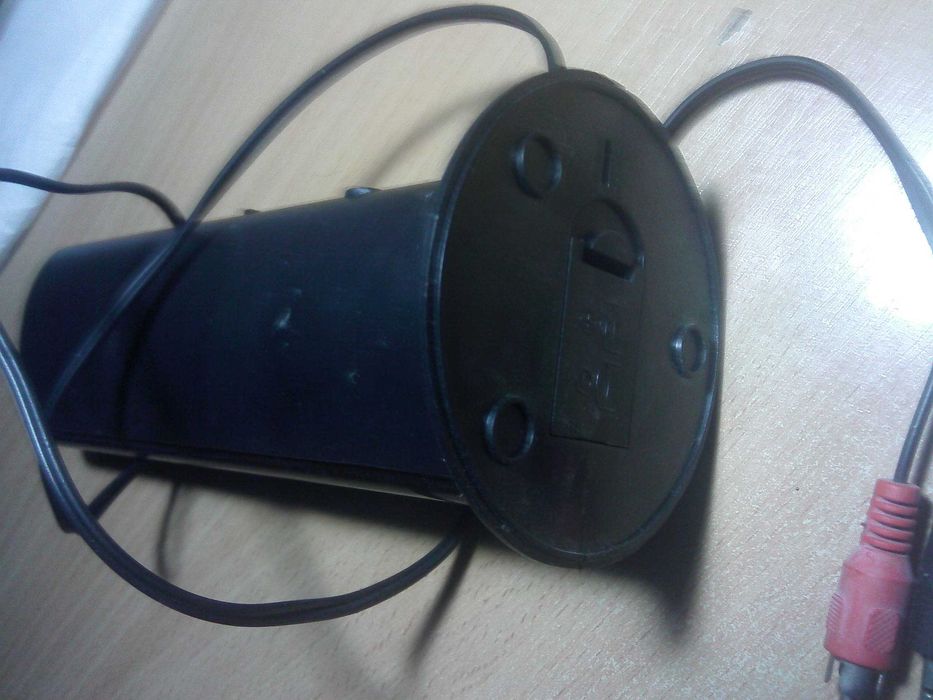 Радио  беспроводные наушники со станцией