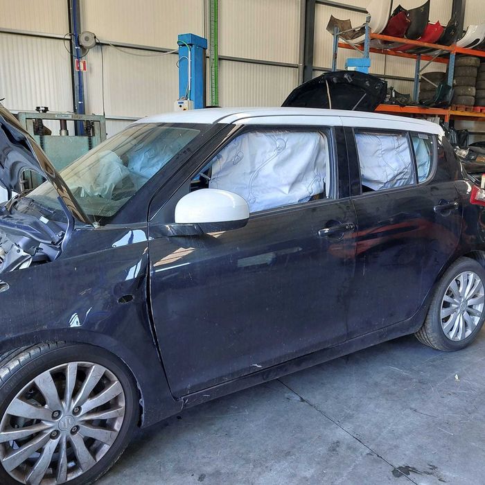 Suzuki Swift 1.2 (para peças)