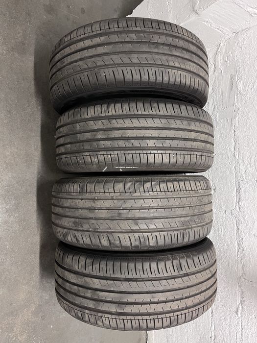 4 opony  letnie Yokohama BluEarth-GT AE51 235/40R19 96 W