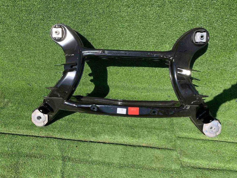 ОРИГІНАЛ! Підрамник задній на мерс w212 w204 glk Mercedes Benz