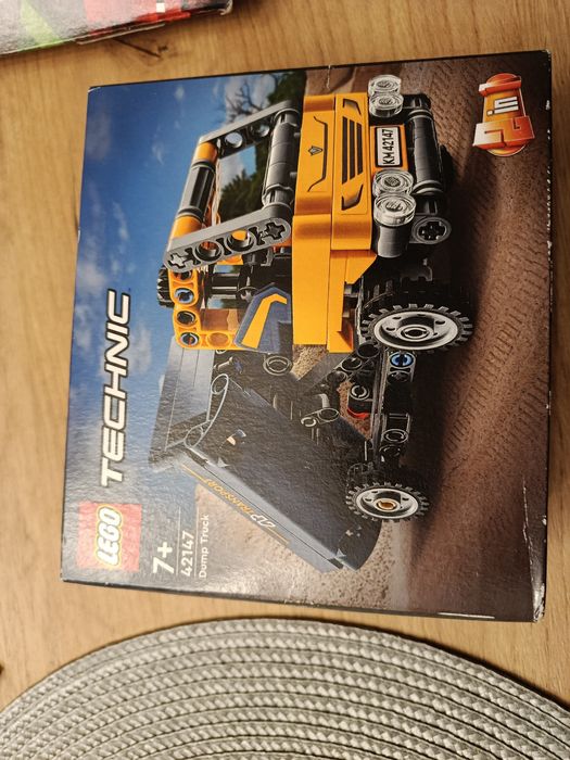 LEGO technic 42132, 4216, 42147