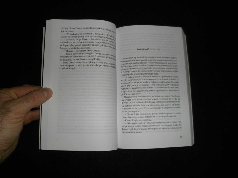 Colleen McCullough - Ptaki ciernistych krzewów