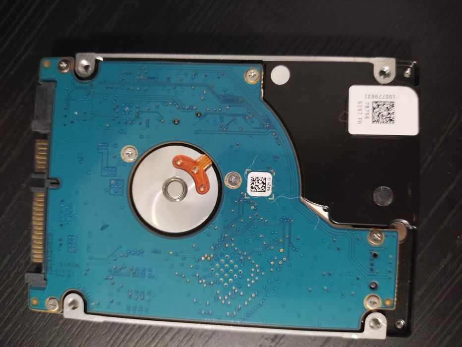 HDD IDE SATA 2.5"160Gb\320Gb\500Gb винчестер