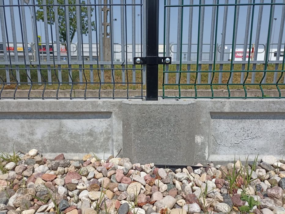 Ogrodzenia panelowe panel bramy furtki słupki płot palety