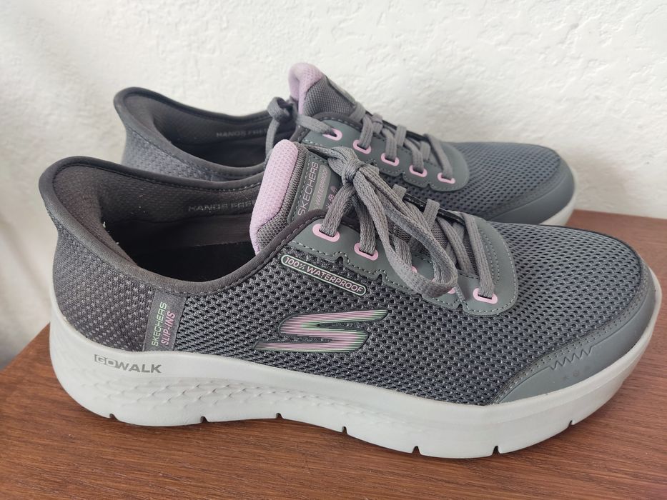 Skechers Hands Free Slip-ins 39 розмір