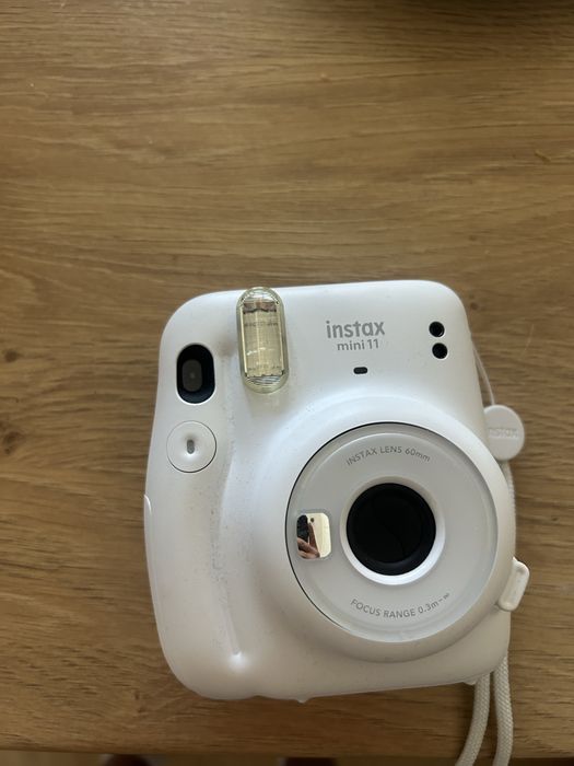 Instax mini 11 prawie jak nowy