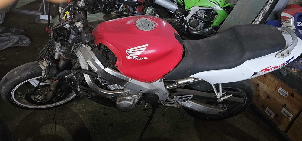 MOTO CBR 600F4 DE 1999,  Acidentada