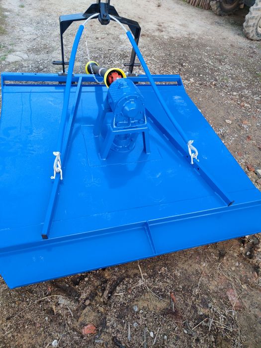 Мульчер подрібнювач