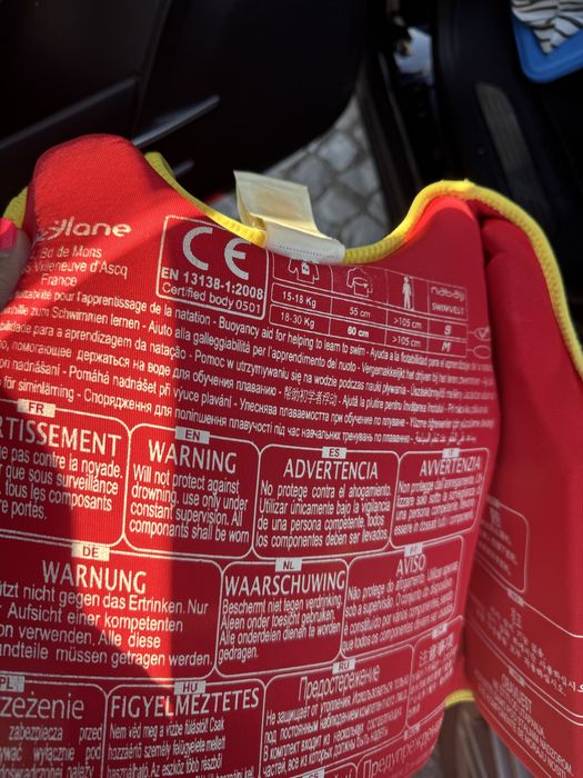 Colete salva vidas criança
