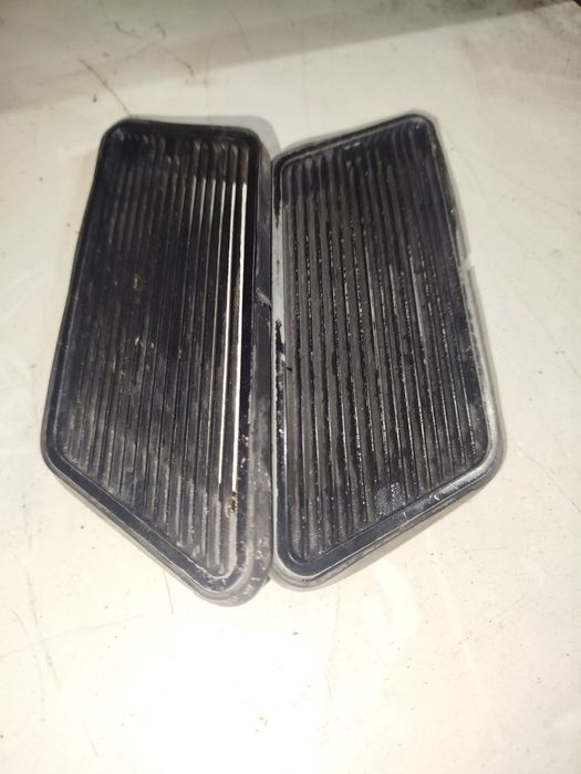 Продам решётки вентиляции  на Ваз