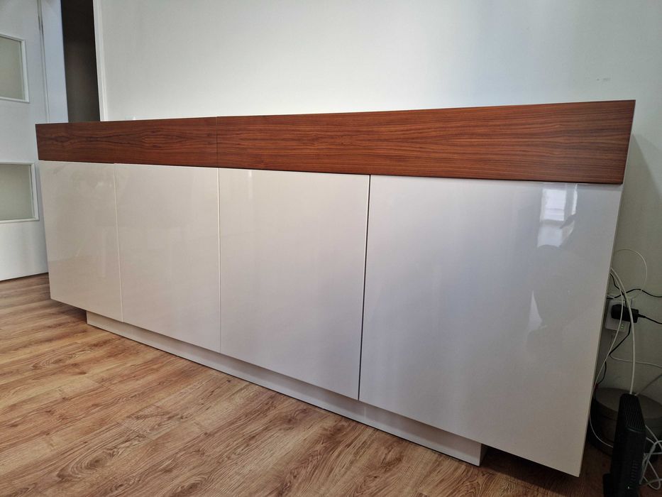 Aparador Lacado LasKasas