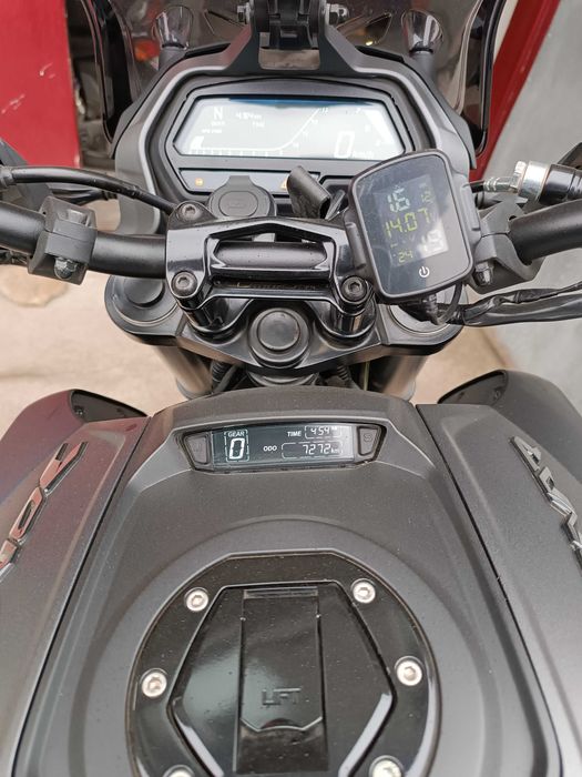 Мотоцикл Bajaj Dominar 400UG 2022