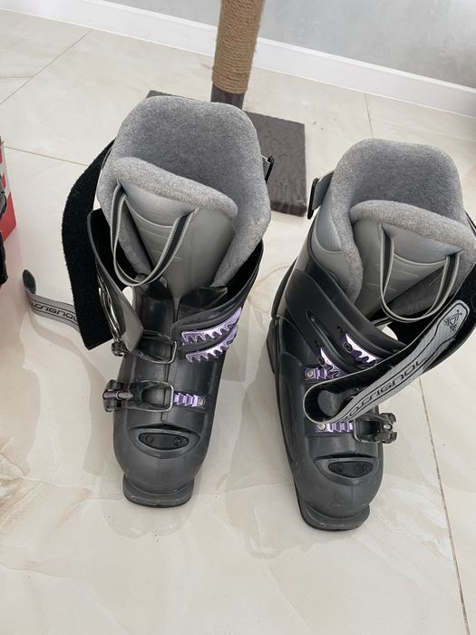 Ботинки лыжные,Rossignol,24,5р.