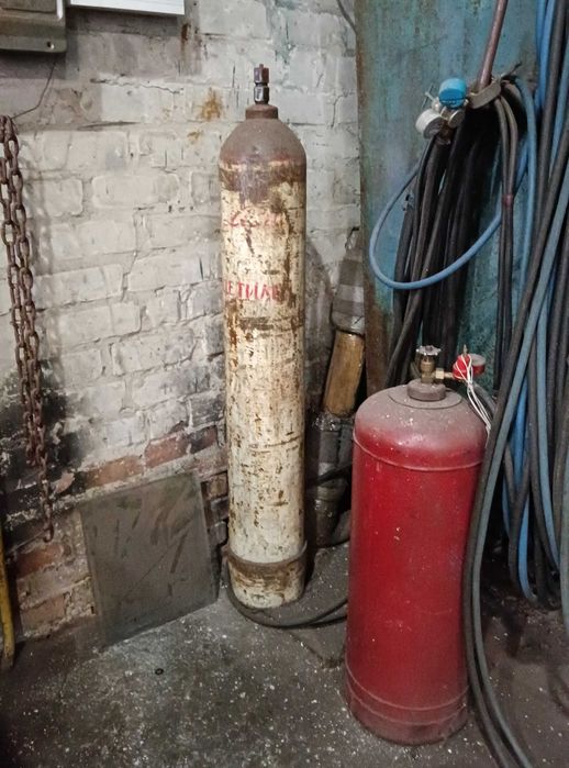 Ацитиленовий балон