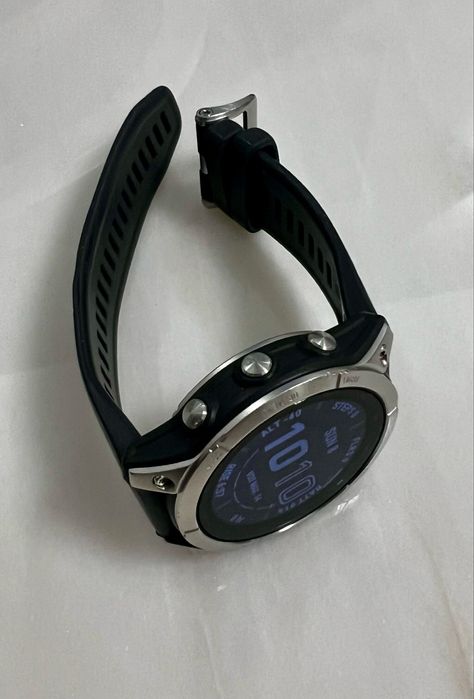 Garmin Fenix 7 Standard Edition + 5 braceletes