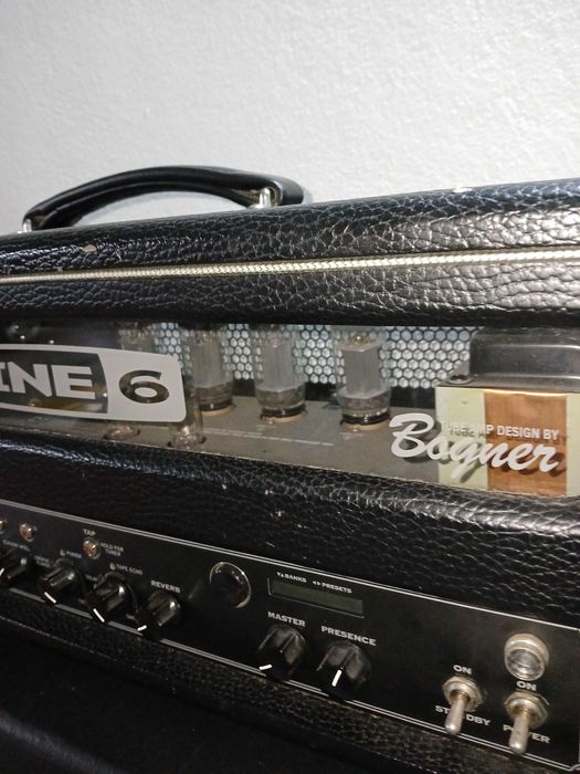 Amplificador Line 6 Spider Valve HD100 + coluna