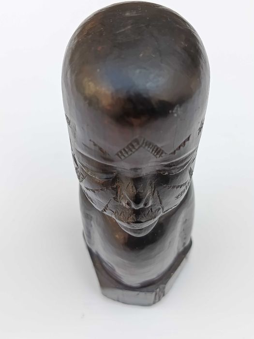 Escultura Maconde Cabeça Lisa Moçambique 17 cm  420 gr Anos 40