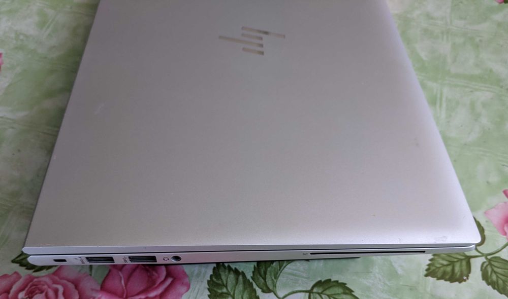 HP EliteBook 845 G8/Touchscreen/Ryzen 3 PRO/16GB RAM/512GB SSD Samsung