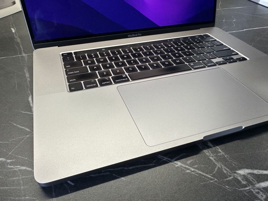 MacBook Pro 16" 2019, Space Grey