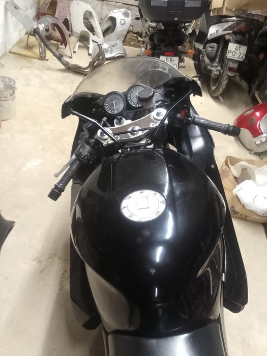 2 yamaha thanderace 1000 ,1 para peças