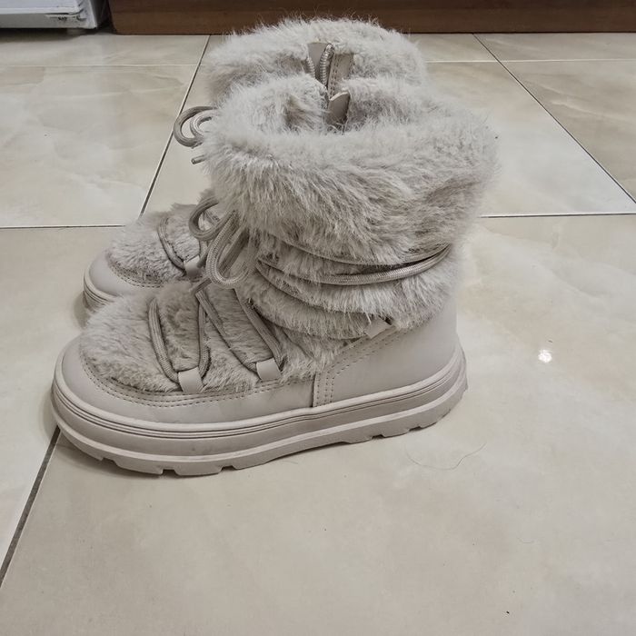 Зимові сапожки Zara для дівчинки 32р.