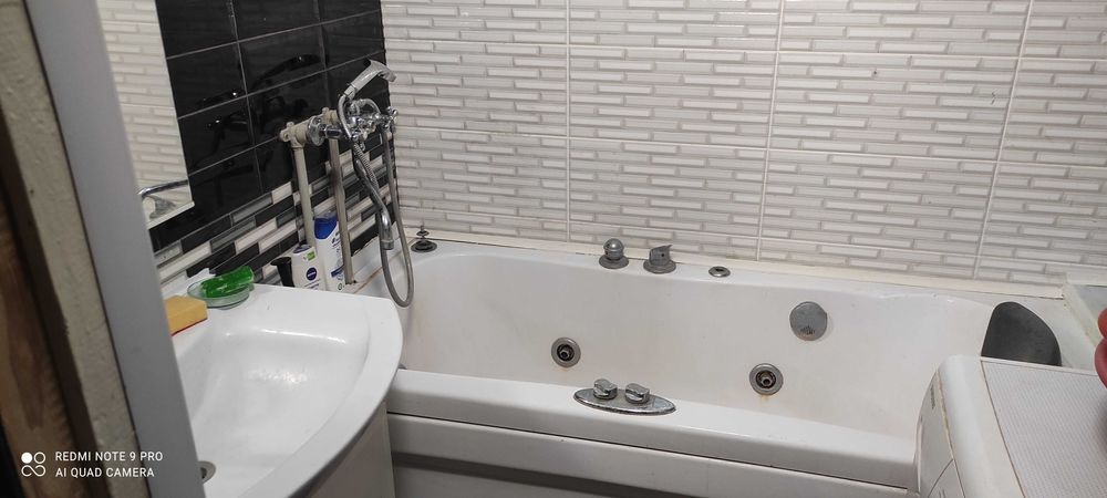 Сдам 1 кімнату в трехкімнатной квартир