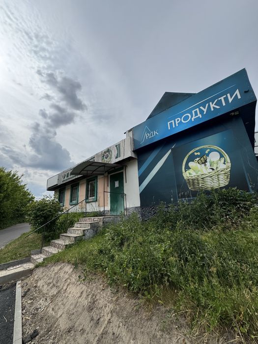 Оренда приміщення у Новому дворі - More