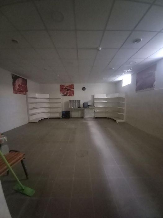 Продаж комерційного приміщення з холодильною камерою. Борщагівка.