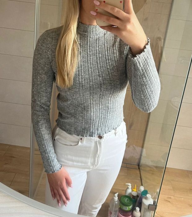 szary dopasowany sweterek New Yorker rozmiar M 38