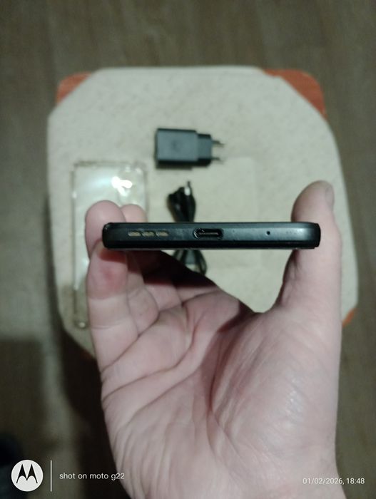 Моторола g 22...