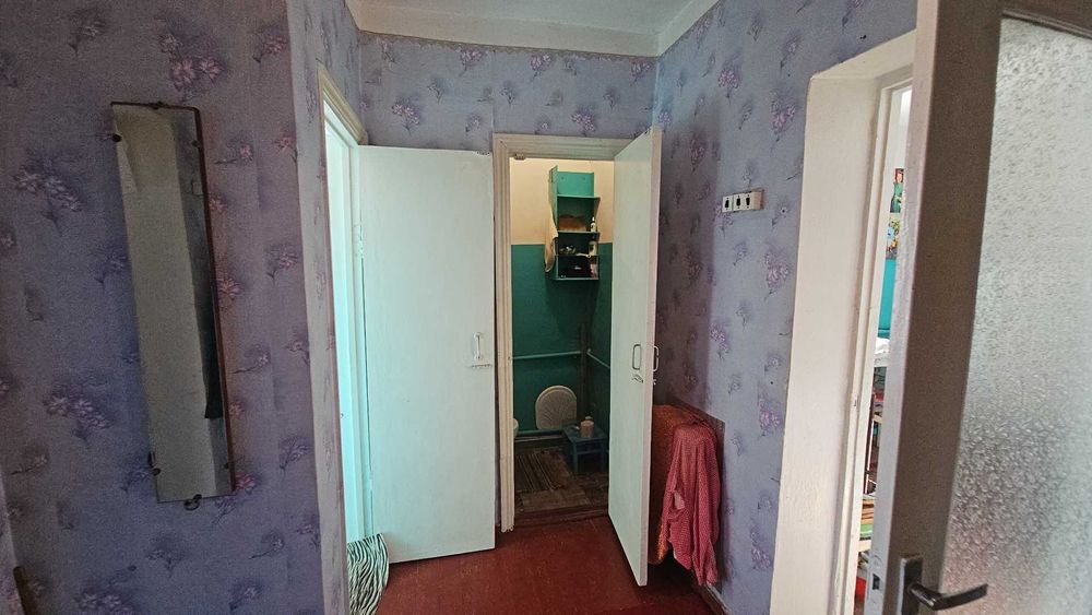 Капітальний будинок поруч з центром міста Баришівка 22 сотки - Є Відео