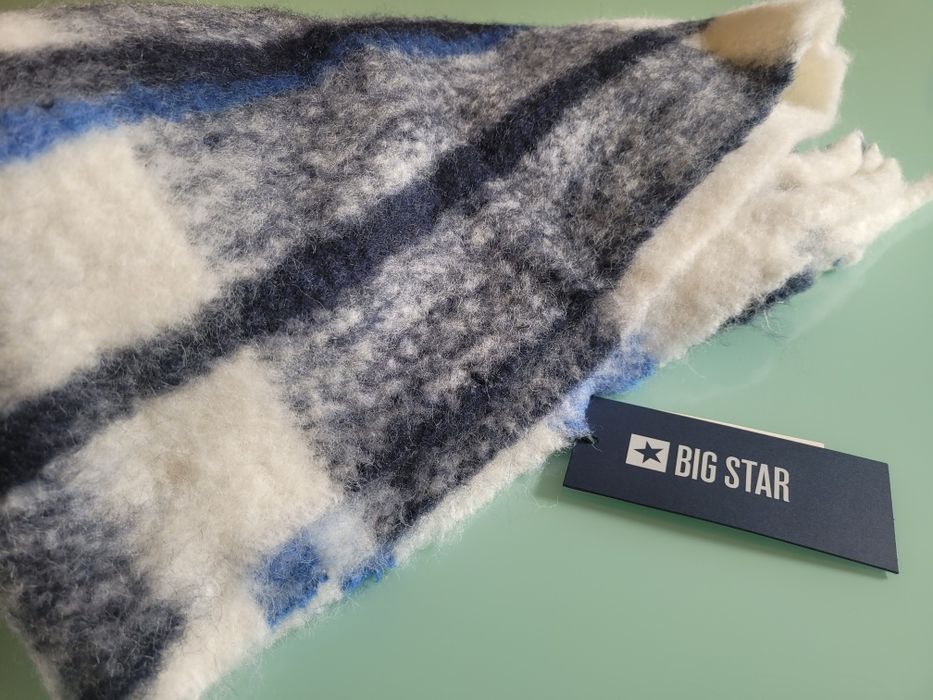 Nowy szal szalik big star