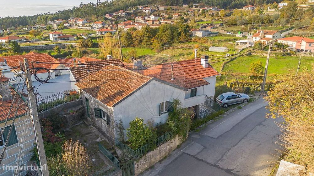 Moradia T3 para venda — Moimenta, Viseu