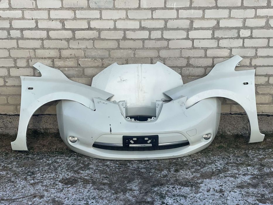Передний Бампер Нисан Лиф ZE0 Nissan Leaf
