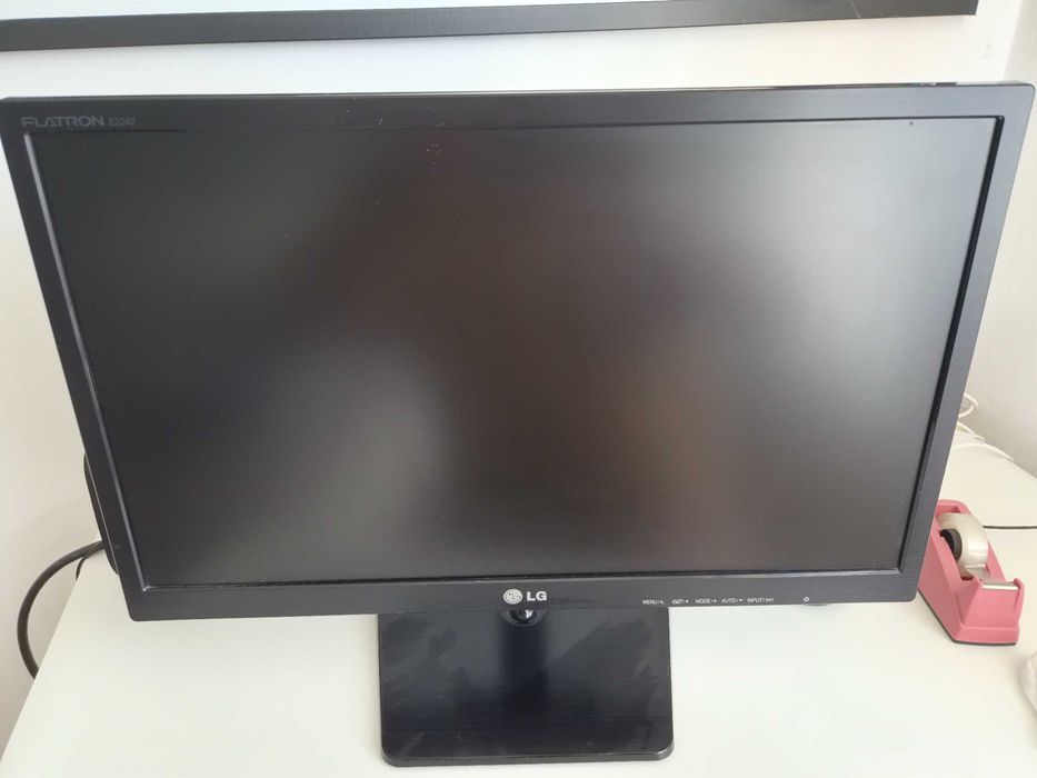 Monitor lg 22" sprawny