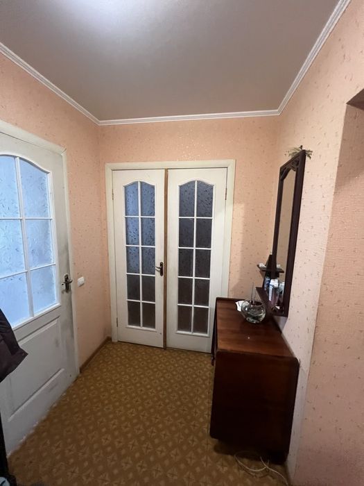 Продаж 4х кімнатної квартири в районі 8-9 школи