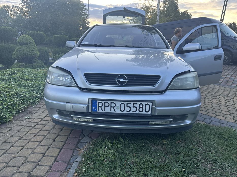 Розбираю Opel Astra G 1.7 Diesel на запчастини.