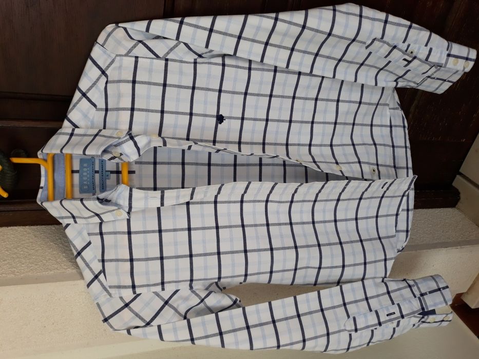 Camisas Mulher - Sacoor, Mango, Stradivarius - S, M