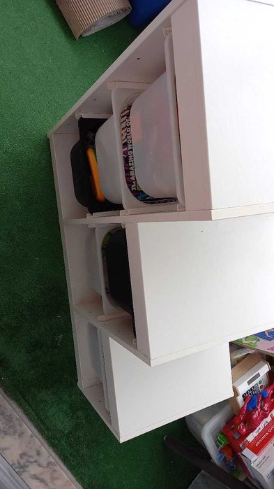 Móvel com caixas Ikea
