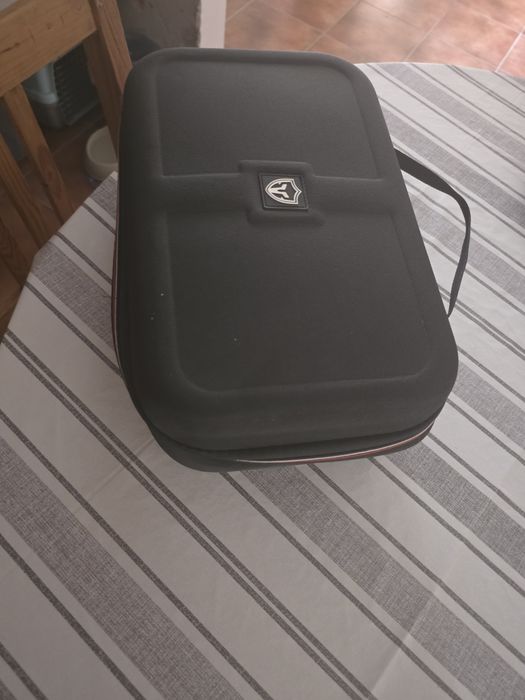 Lenovo Legion Go 512GB + 2TB microSD Lenovo + Dock + Logitech Pro X