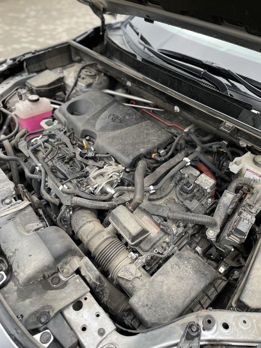 Продам автоToyota RAV4 HYBRID ОФІЦІАЛ