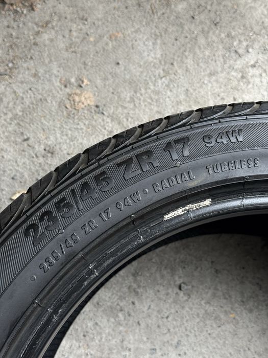 235/45/17 Barum пара шини б/у резина літо склад