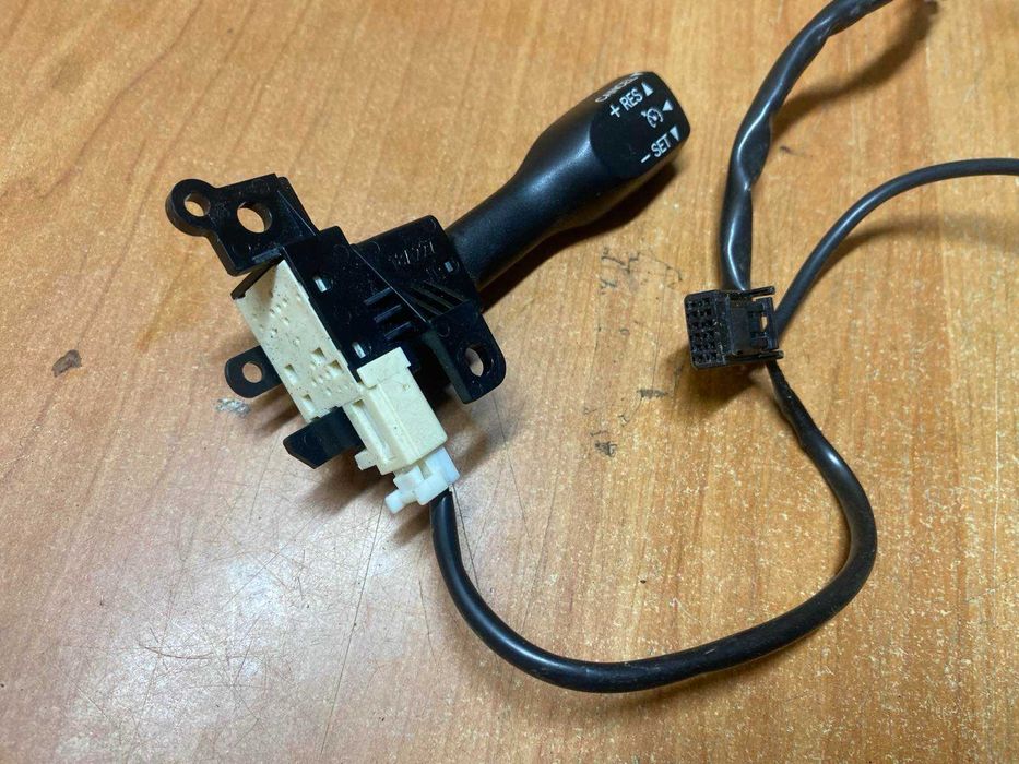 Ручка ричаг управління круїзом круиз контроль Тойота Авенсіс т25