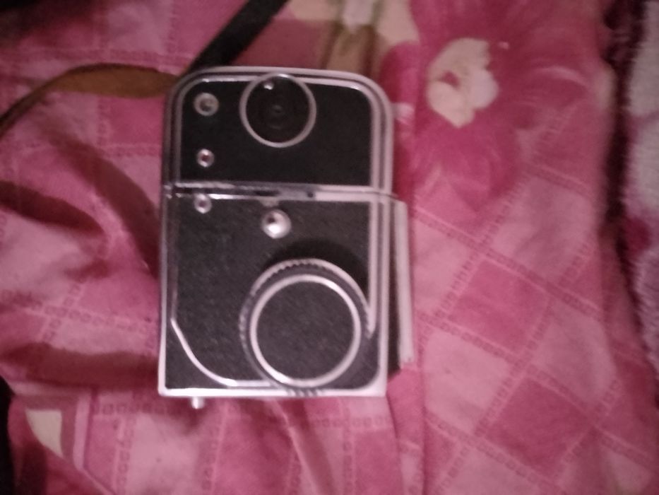 Продам, срочно.Киев 88 и объектив Олимпус.