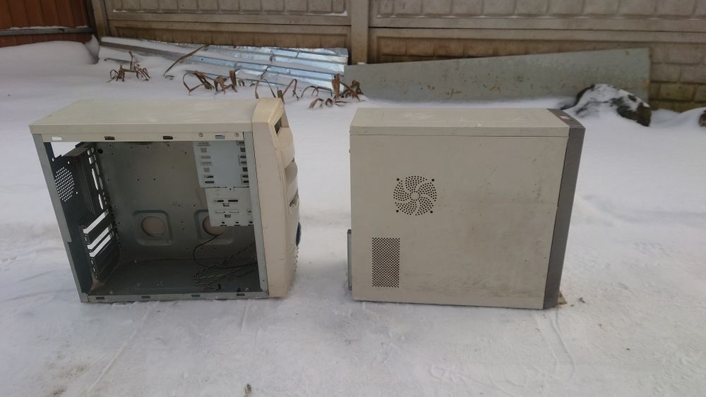 Корпуса для комп'ютерів