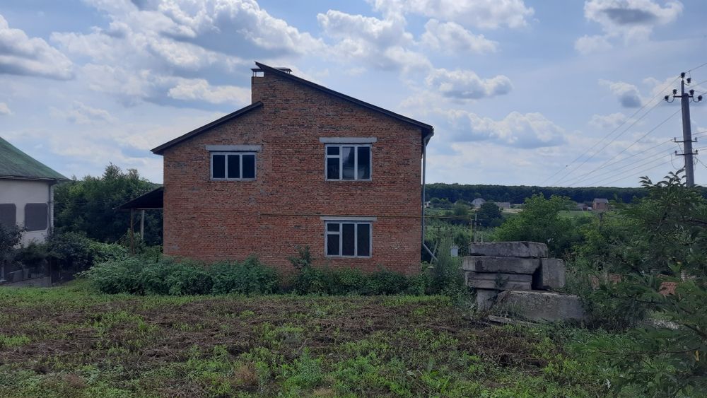 Продам великий будинок