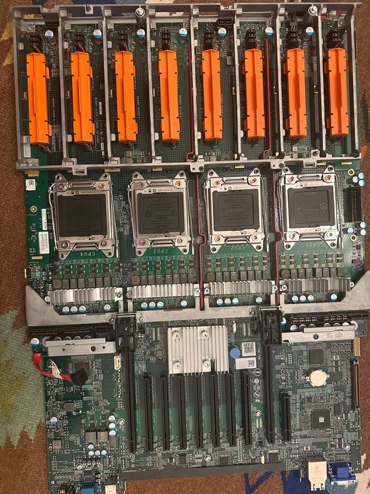 Продам серверну материнську плату Dell