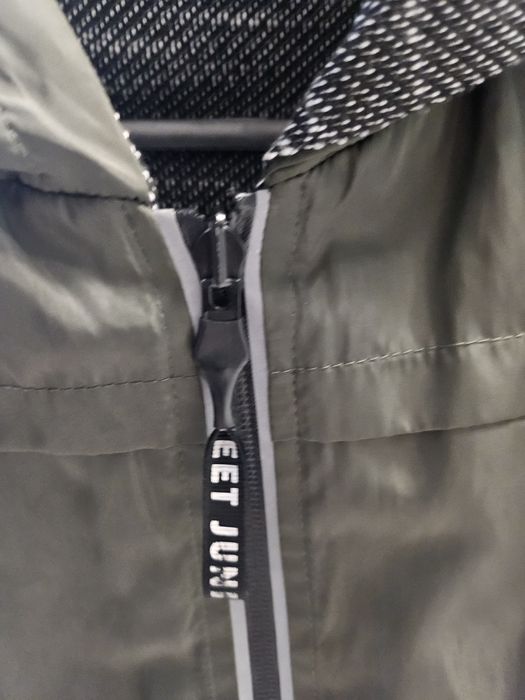 Куртка весна-осінь