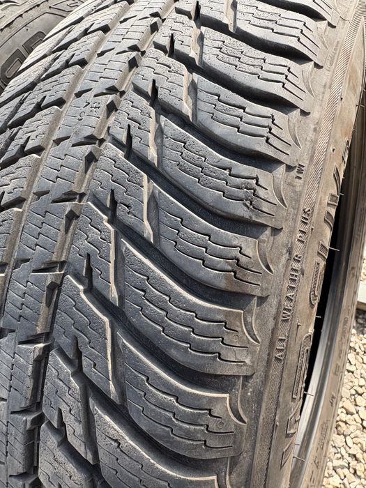 Opony zimowe 235/55 R18 104H